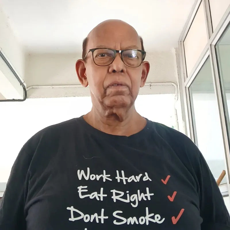 Image of a customer testimonial review for Men Inocntinence Briefs